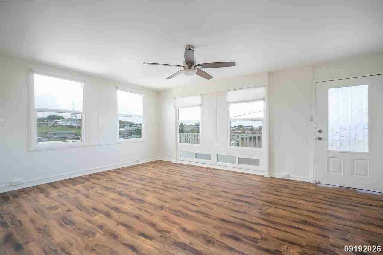710 Hoohoa Pl - Photo 7 of 48