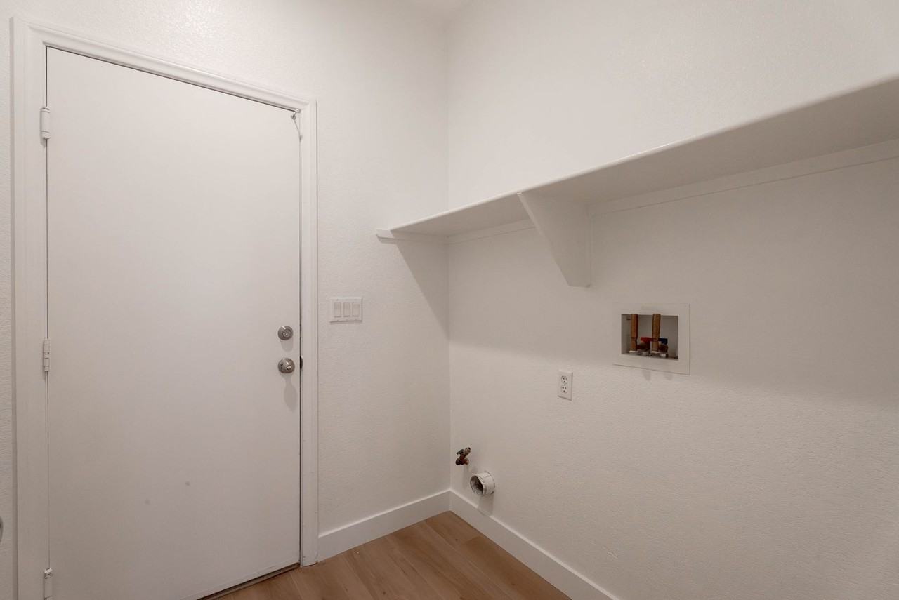 3148 E Eldorado Ln - Photo 6 of 47