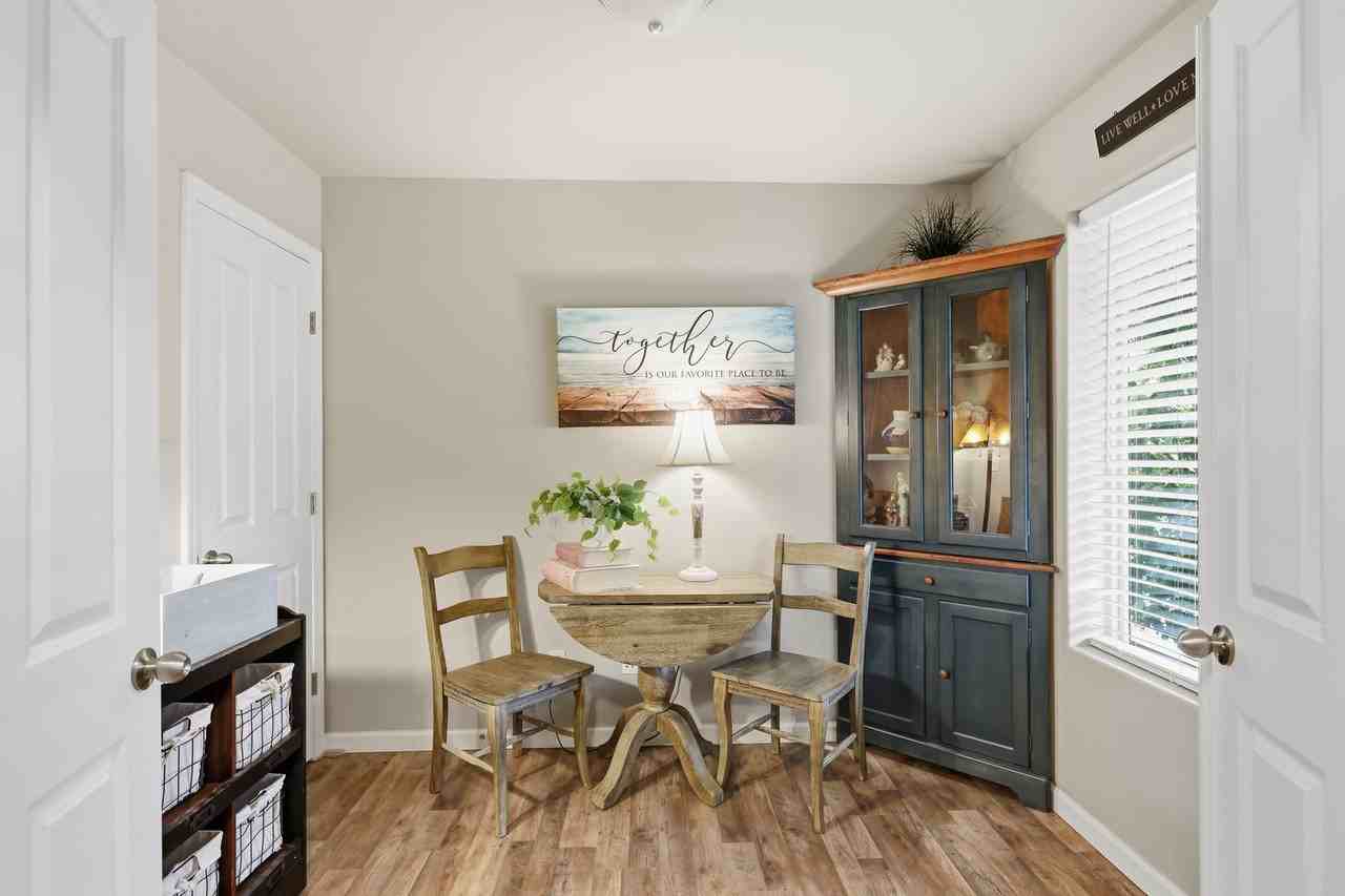291 Ne Tronson Cir - Photo 4 of 31