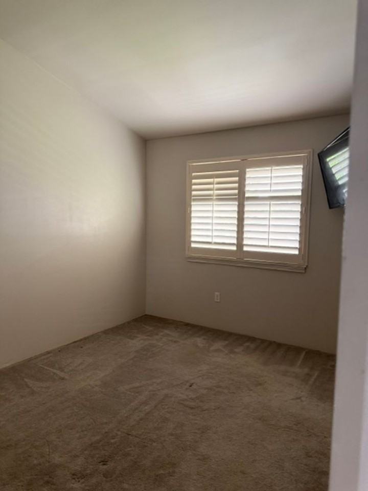 654 Meakanu Ln #1704 - Photo 5 of 10