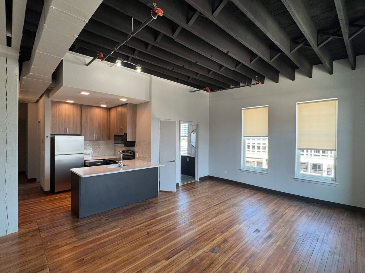 Historic Charmer Completely Renovated One Bedroom in Downtown Omaha! - Photo 4 of 43
