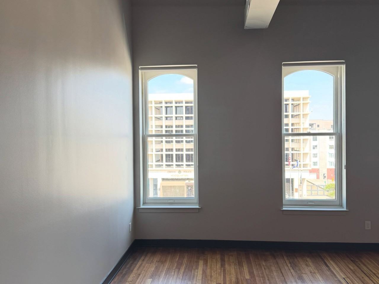Historic Charmer Completely Renovated One Bedroom in Downtown Omaha! - Photo 5 of 43