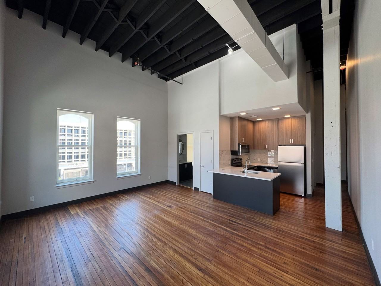 Historic Charmer Completely Renovated One Bedroom in Downtown Omaha! - Photo 6 of 43