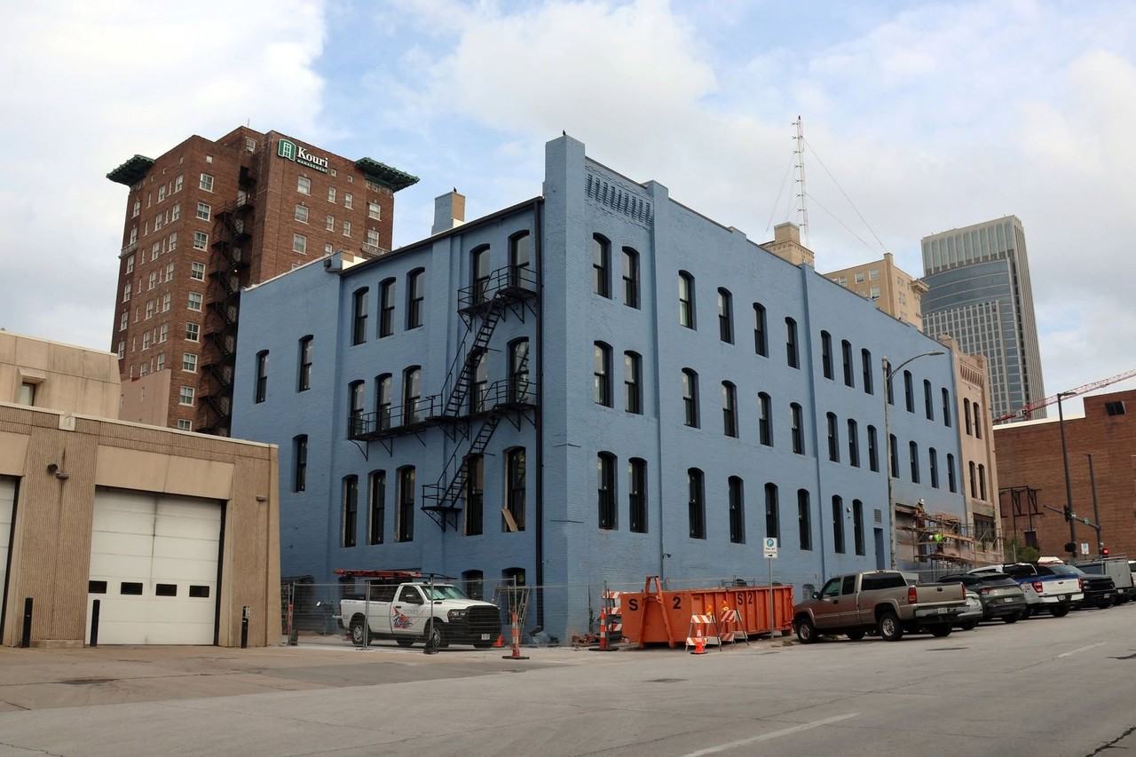 Historic Charmer Completely Renovated One Bedroom in Downtown Omaha! - Photo 7 of 43