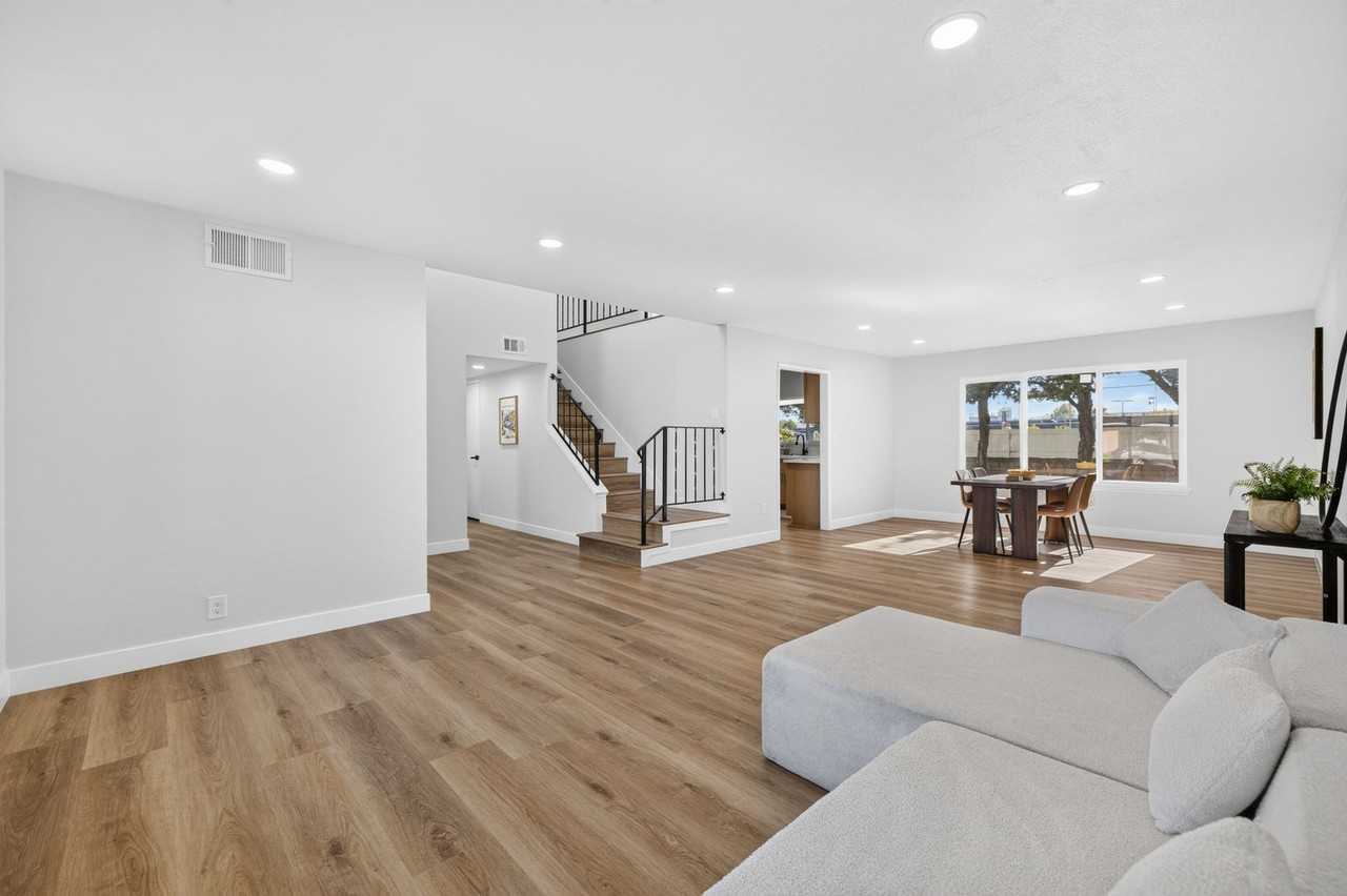 13324 San Martin Pl - Photo 6 of 39