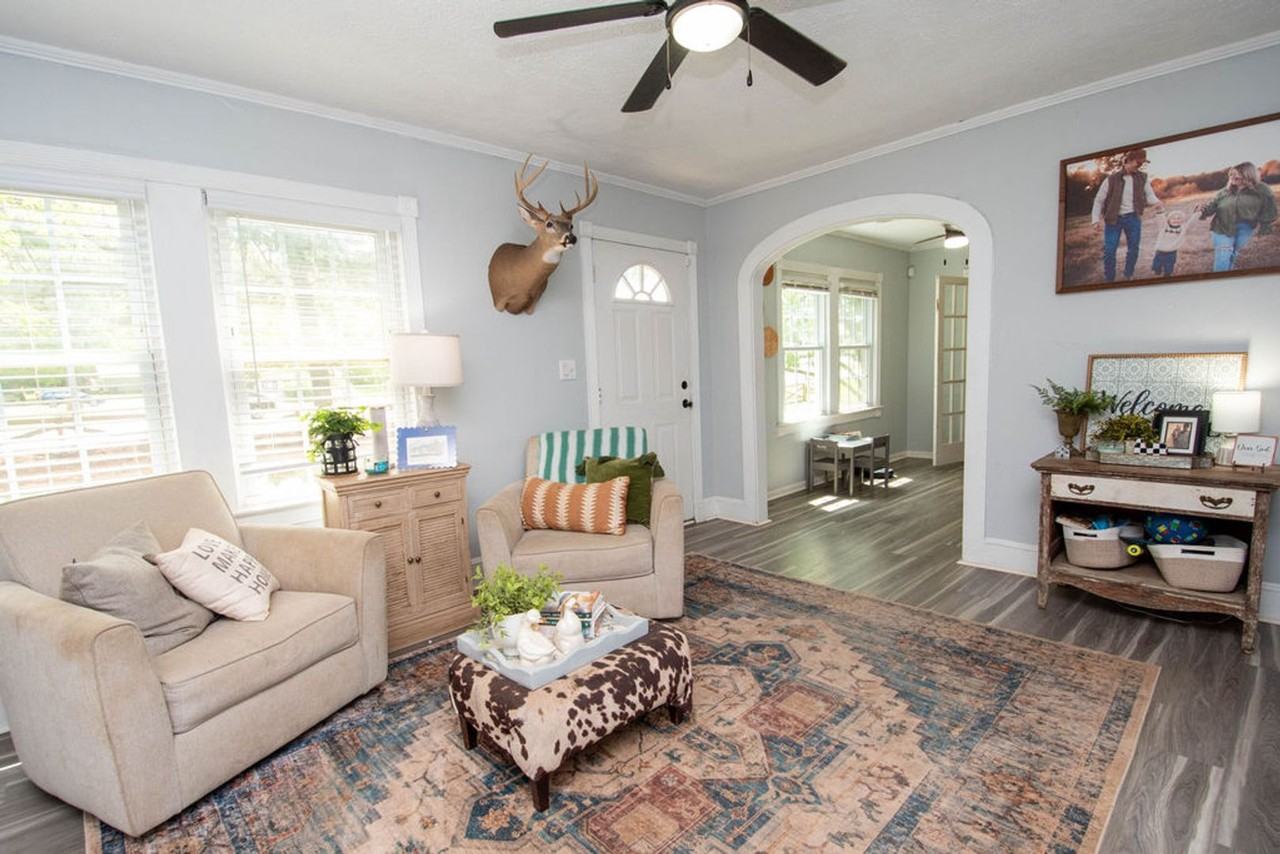 333 Carver Rd - Photo 5 of 35