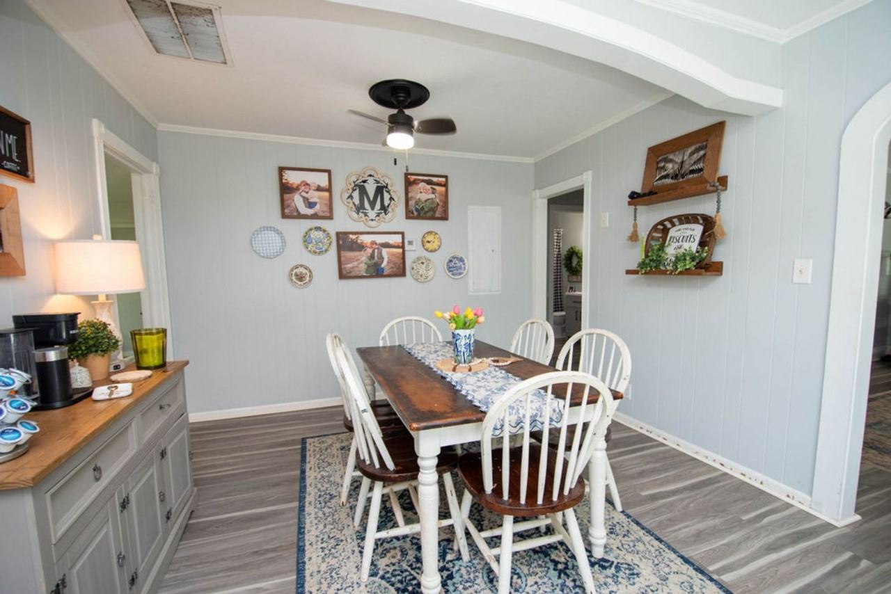 333 Carver Rd - Photo 7 of 35