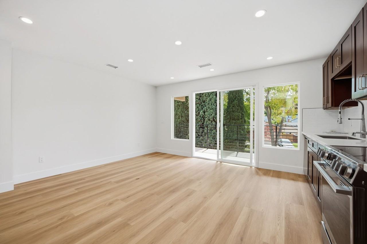 5768 Campanile Way - Photo 4 of 19