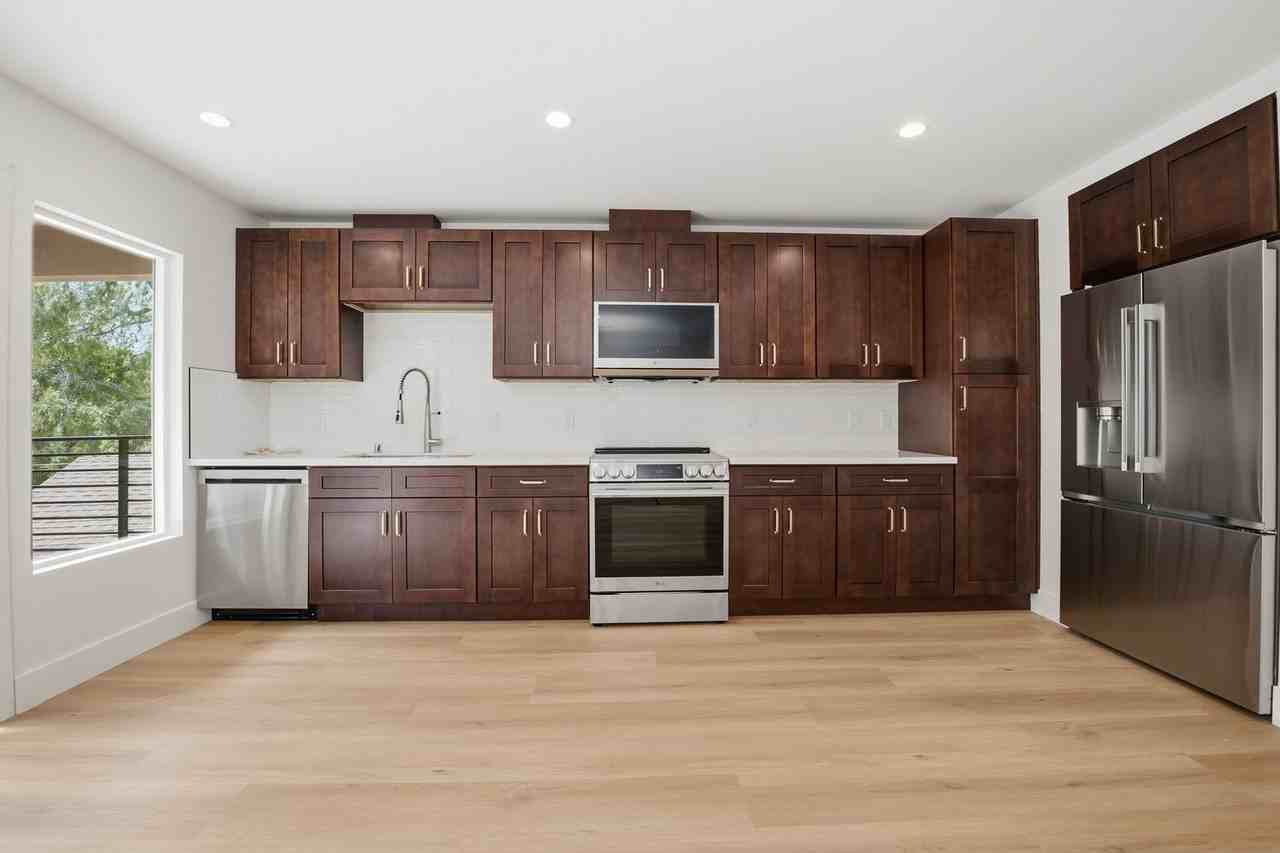 5768 Campanile Way - Photo 5 of 19
