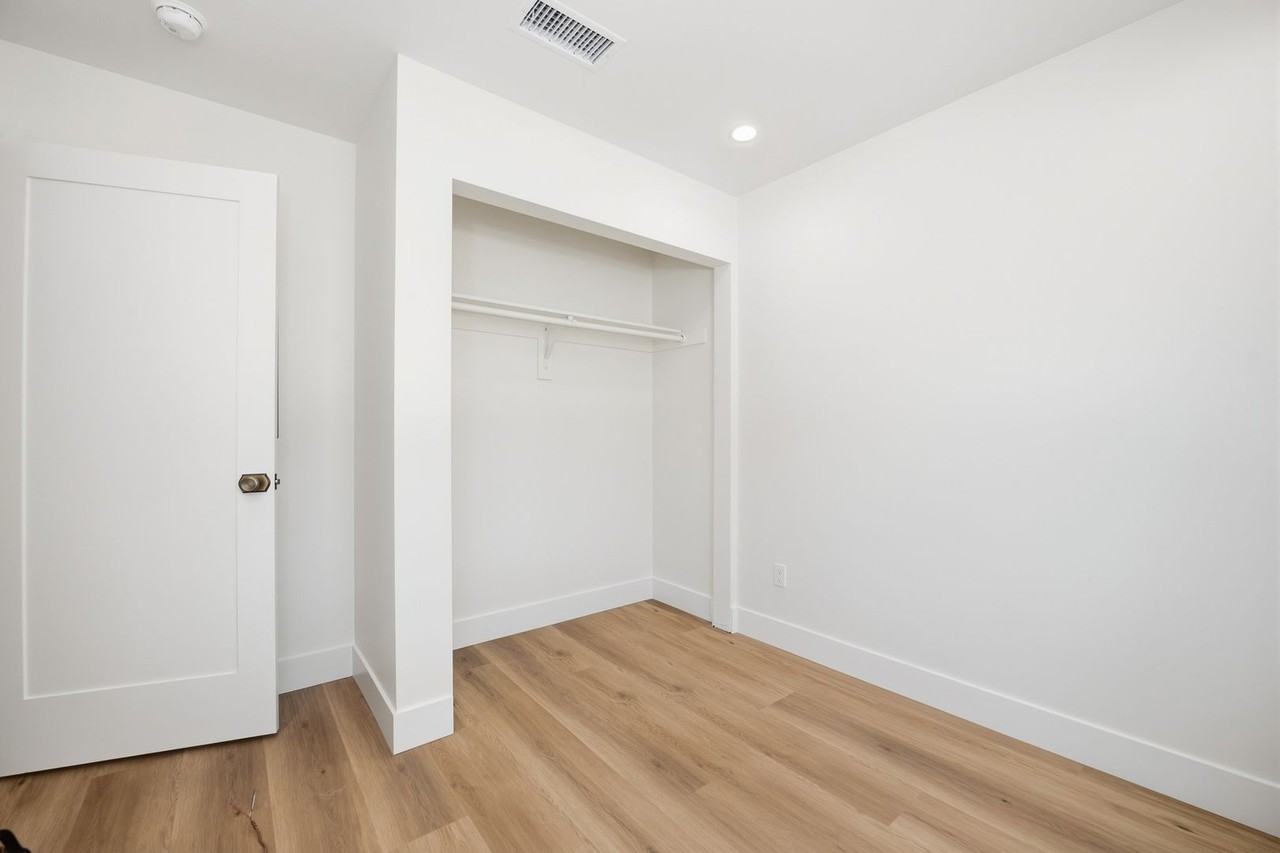 5768 Campanile Way - Photo 6 of 19