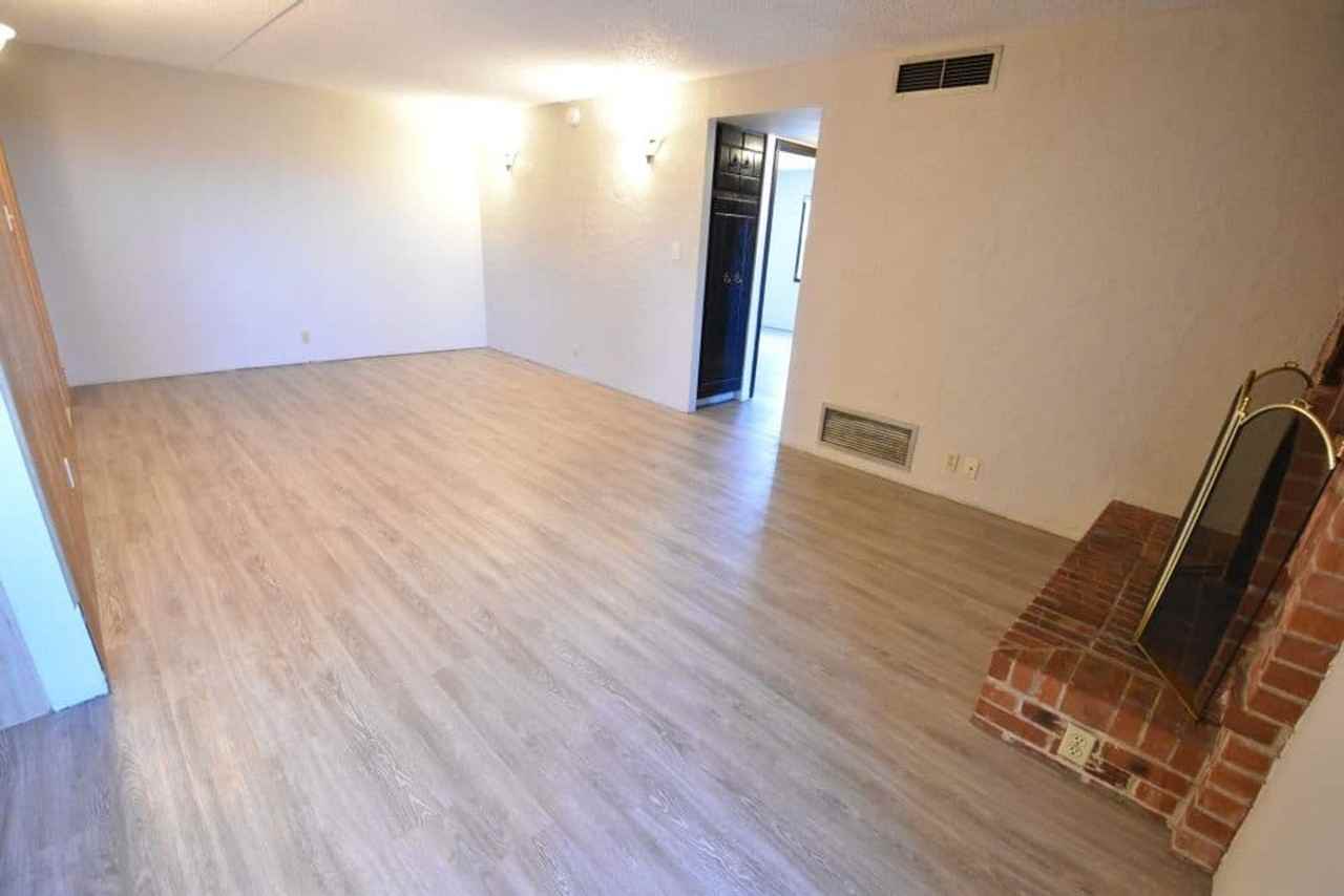 805 29th St - Photo 4 of 31