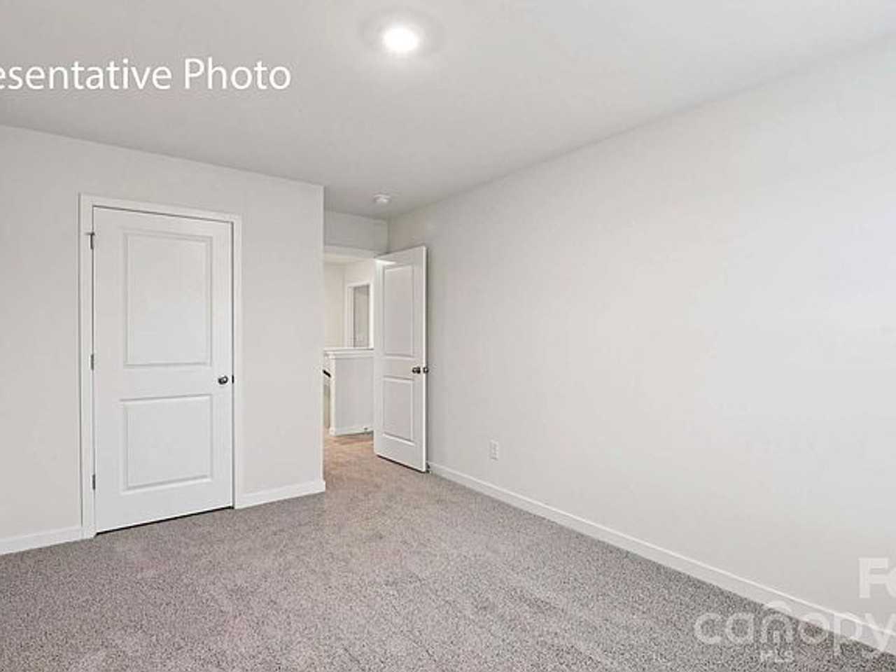 676 13th Avenue Dr Ne - Photo 4 of 20
