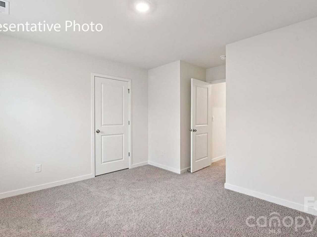 676 13th Avenue Dr Ne - Photo 5 of 20