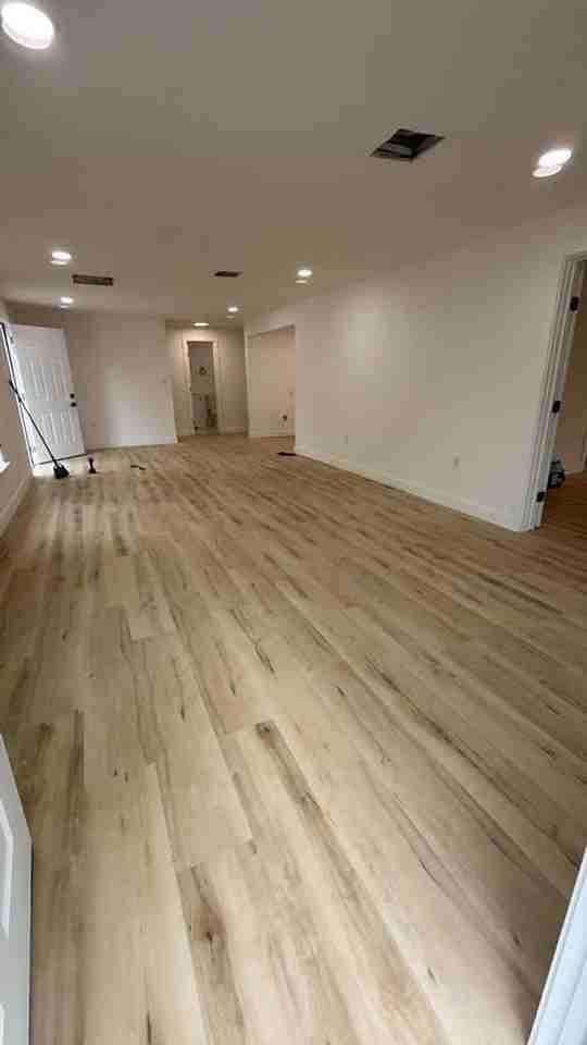 3053 Noble St - Photo 2 of 5