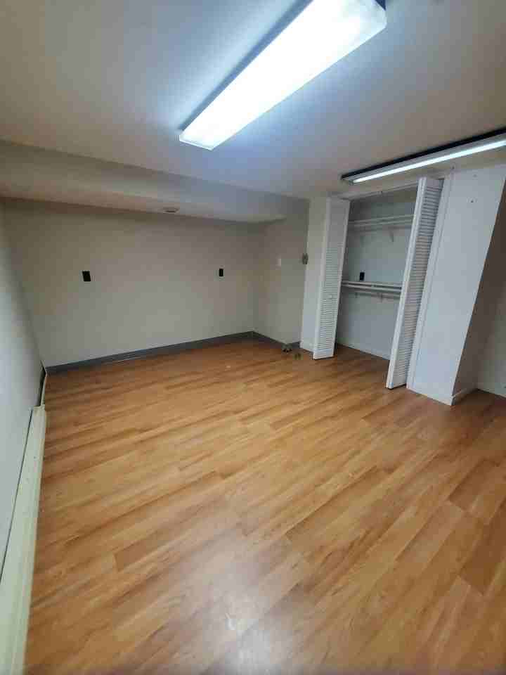 49 Greenough St - Photo 7 of 14