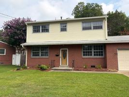 featured image of 19 Michele Dr