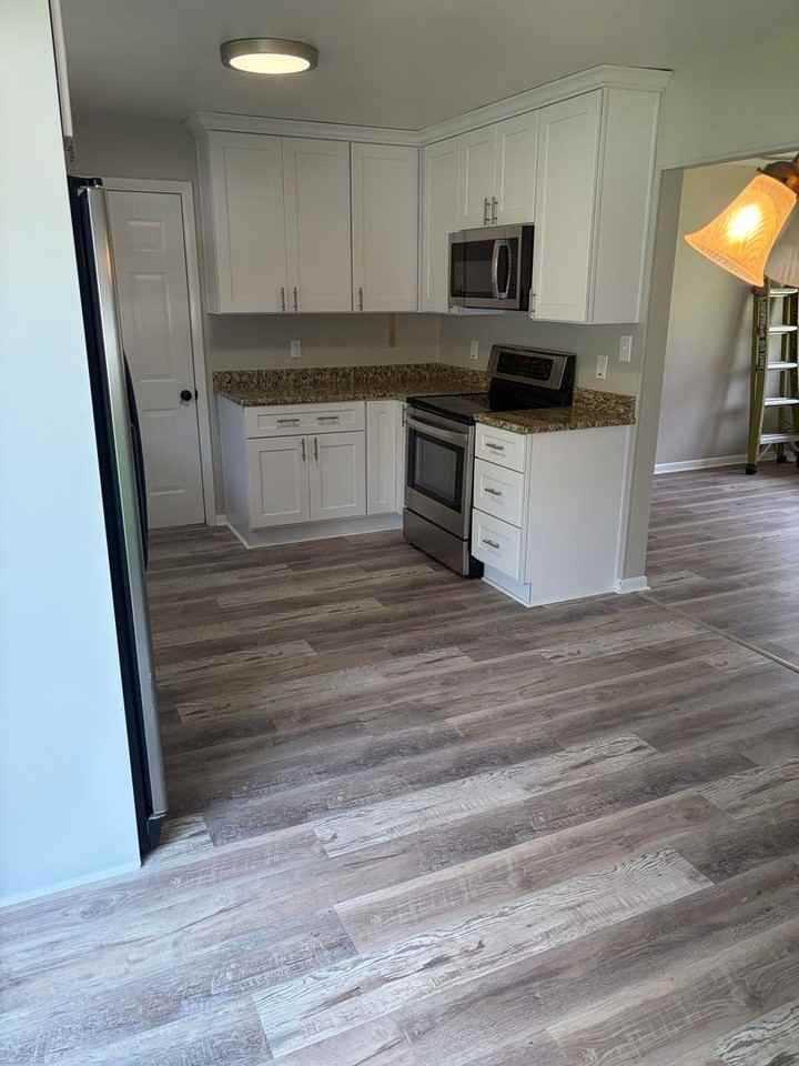 19 Michele Dr - Photo 5 of 15