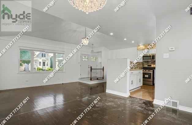 524 E 89th Pl #1 - Photo 3 of 7