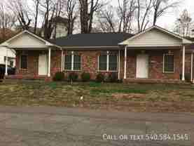 818B Harvard St Sw - Photo 1 of 1