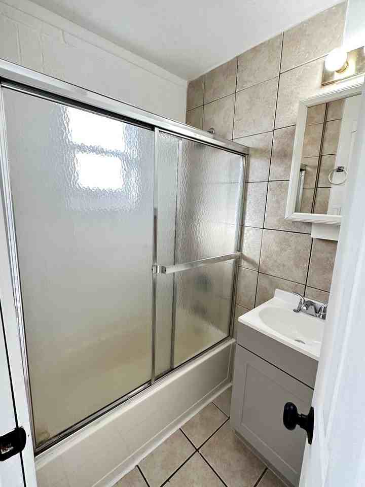 4545 Morrison Rd #102 - Photo 7 of 10
