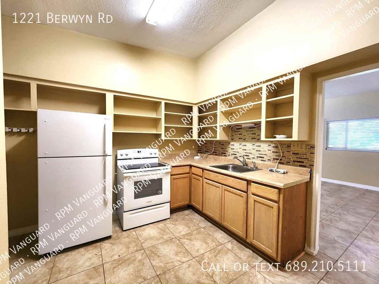 1221 Berwyn Rd - Photo 7 of 16