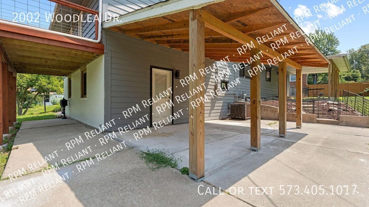 2002 Woodlea Dr - Photo 3 of 34