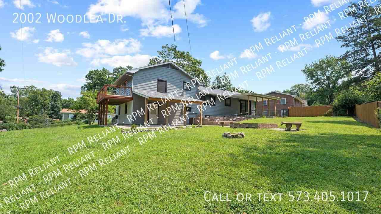 2002 Woodlea Dr - Photo 4 of 34