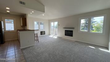 featured image of 3425 Lakeshore Dr #7