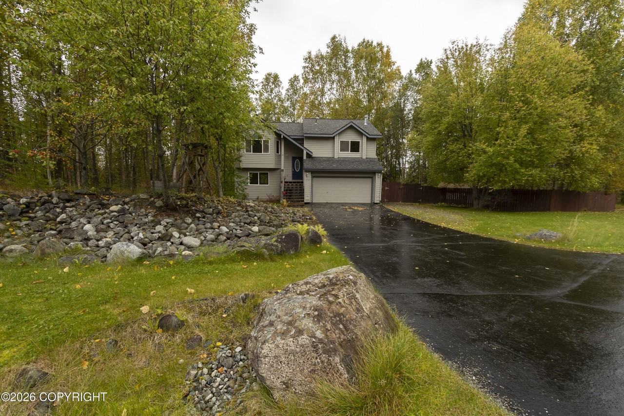22724 Knik Vista St - Photo 2 of 47