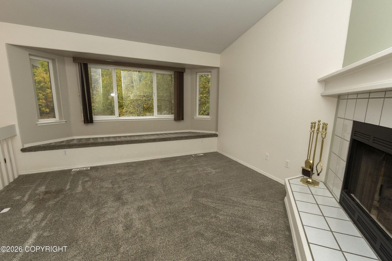 22724 Knik Vista St - Photo 6 of 47