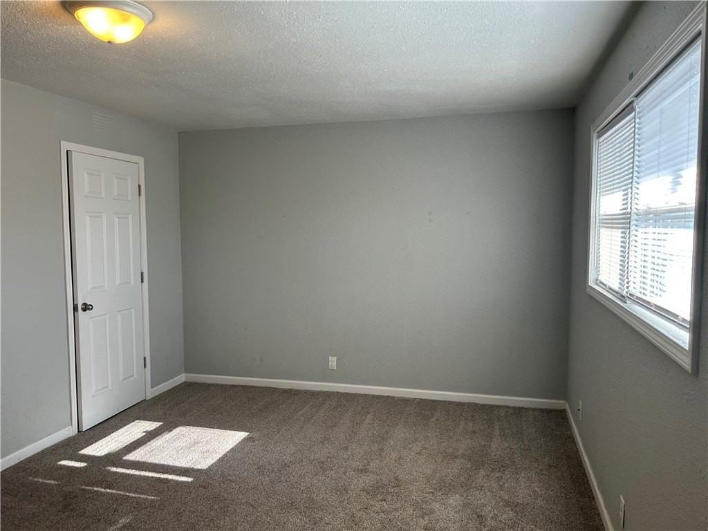 403 Park St #8 - Photo 7 of 11