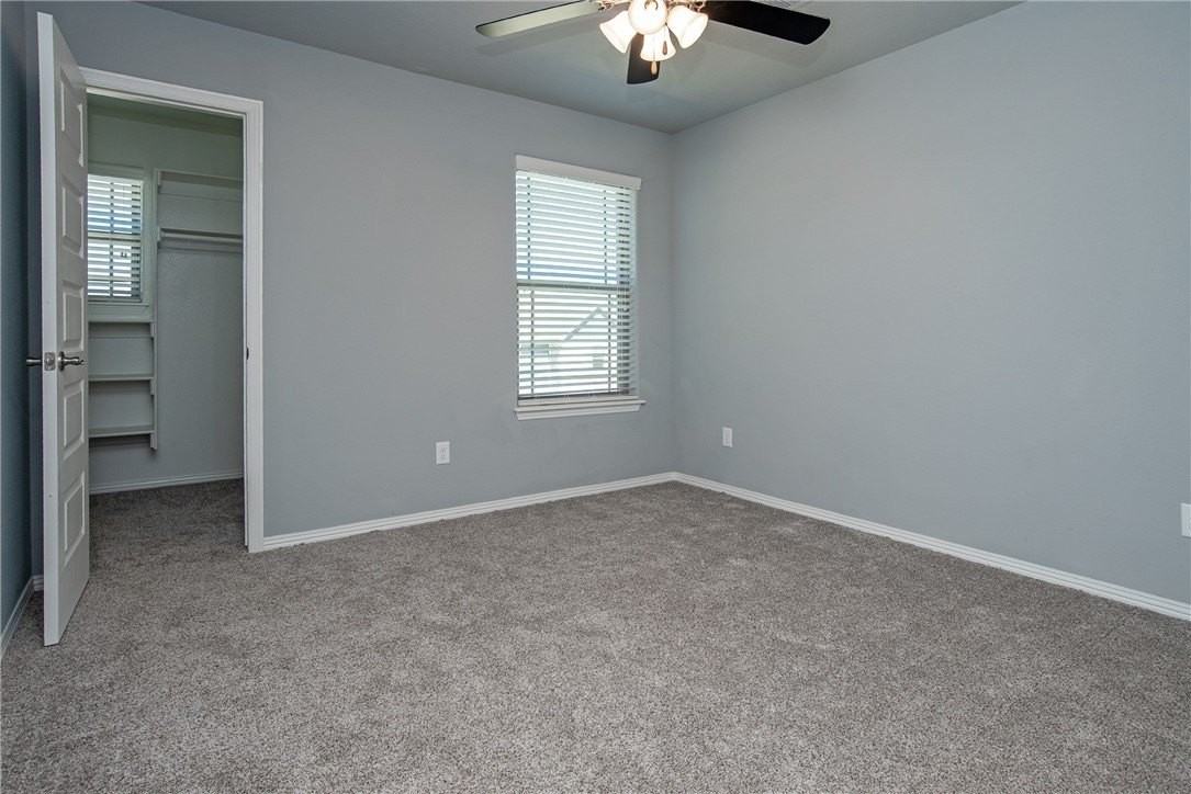 1324 Corsica Room 2 Drive - Photo 7 of 11