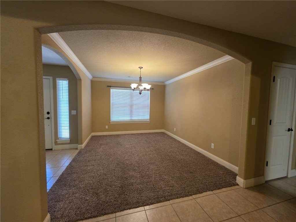 16 Sullivan Dr - Photo 4 of 25