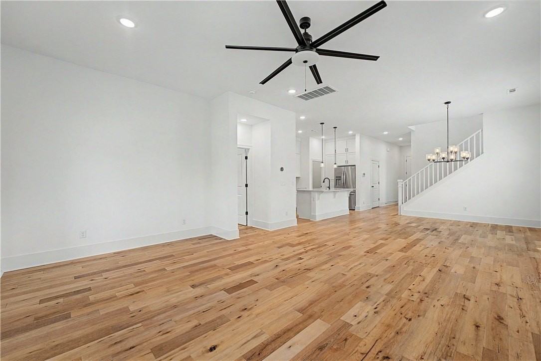 5102 Sw Stanford Ct - Photo 2 of 41