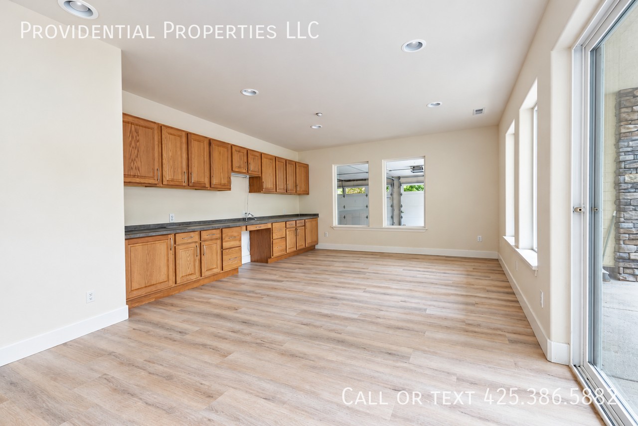 1722 264th Ave Ne - Photo 4 of 26