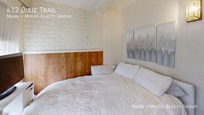 412 Dixie Trl - Photo 3 of 19