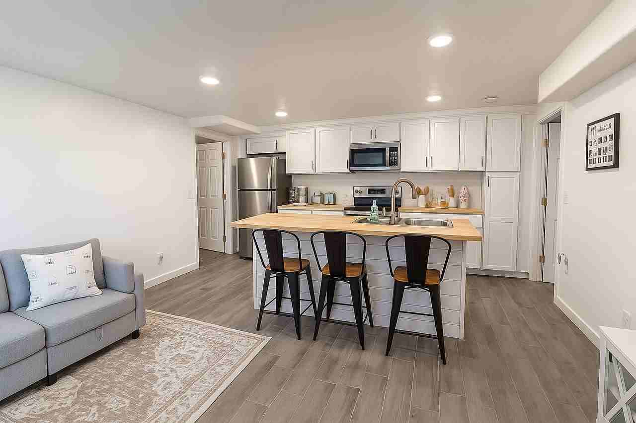 116 W Salem Hills Dr #1 - Photo 3 of 11