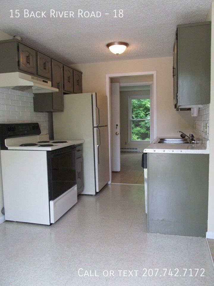 15 Back River Rd #18 - Photo 4 of 12