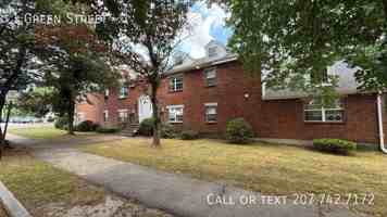 featured image of 1 Green St #1