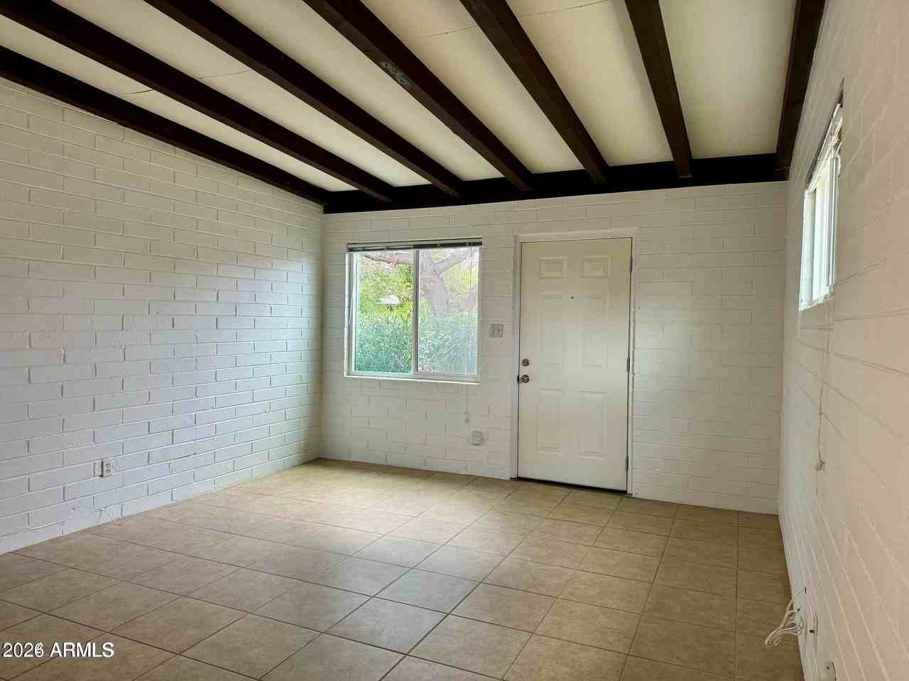 514 W 13th St - Photo 5 of 21