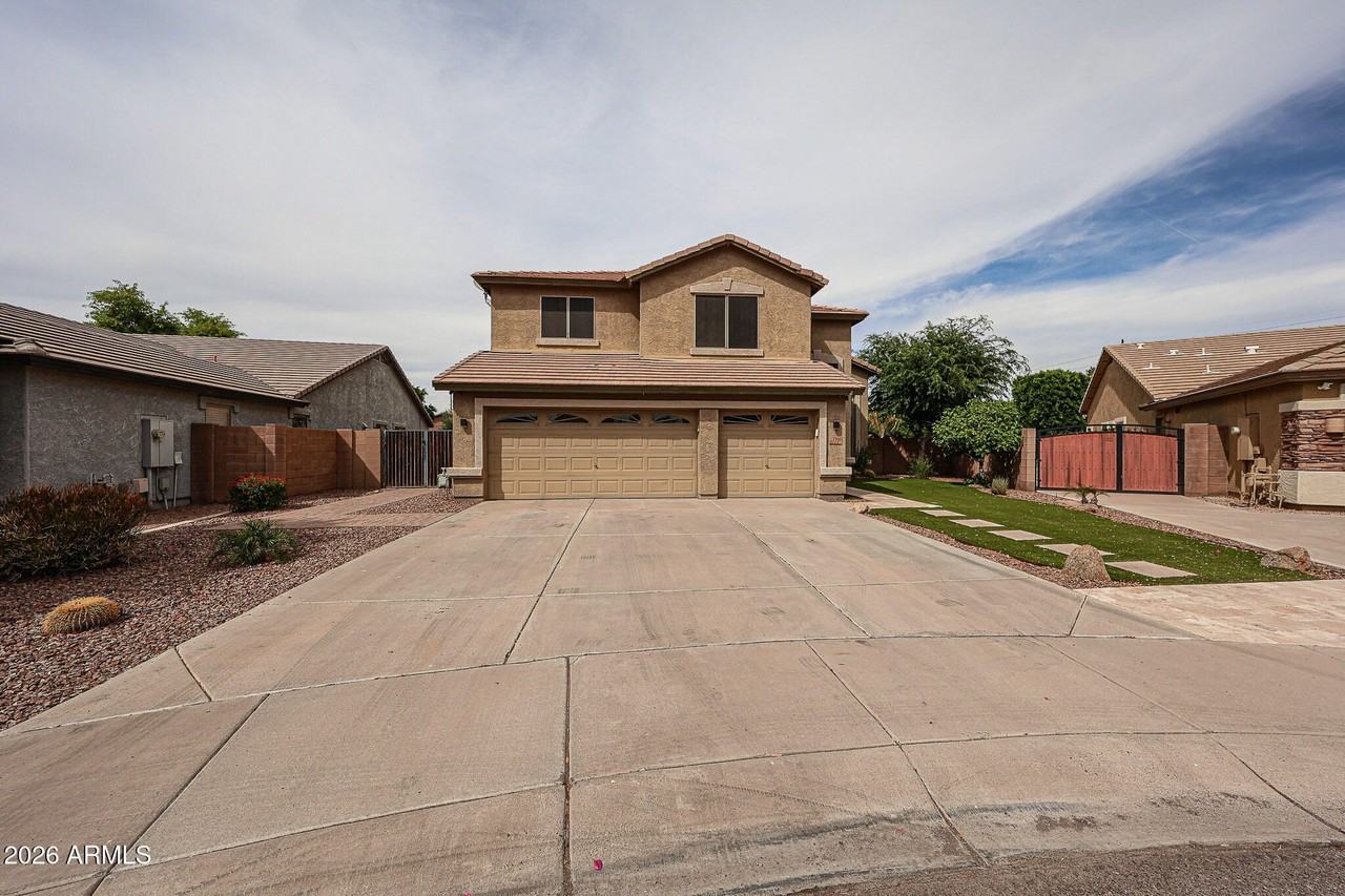 1960 E Springfield Pl - Photo 2 of 50