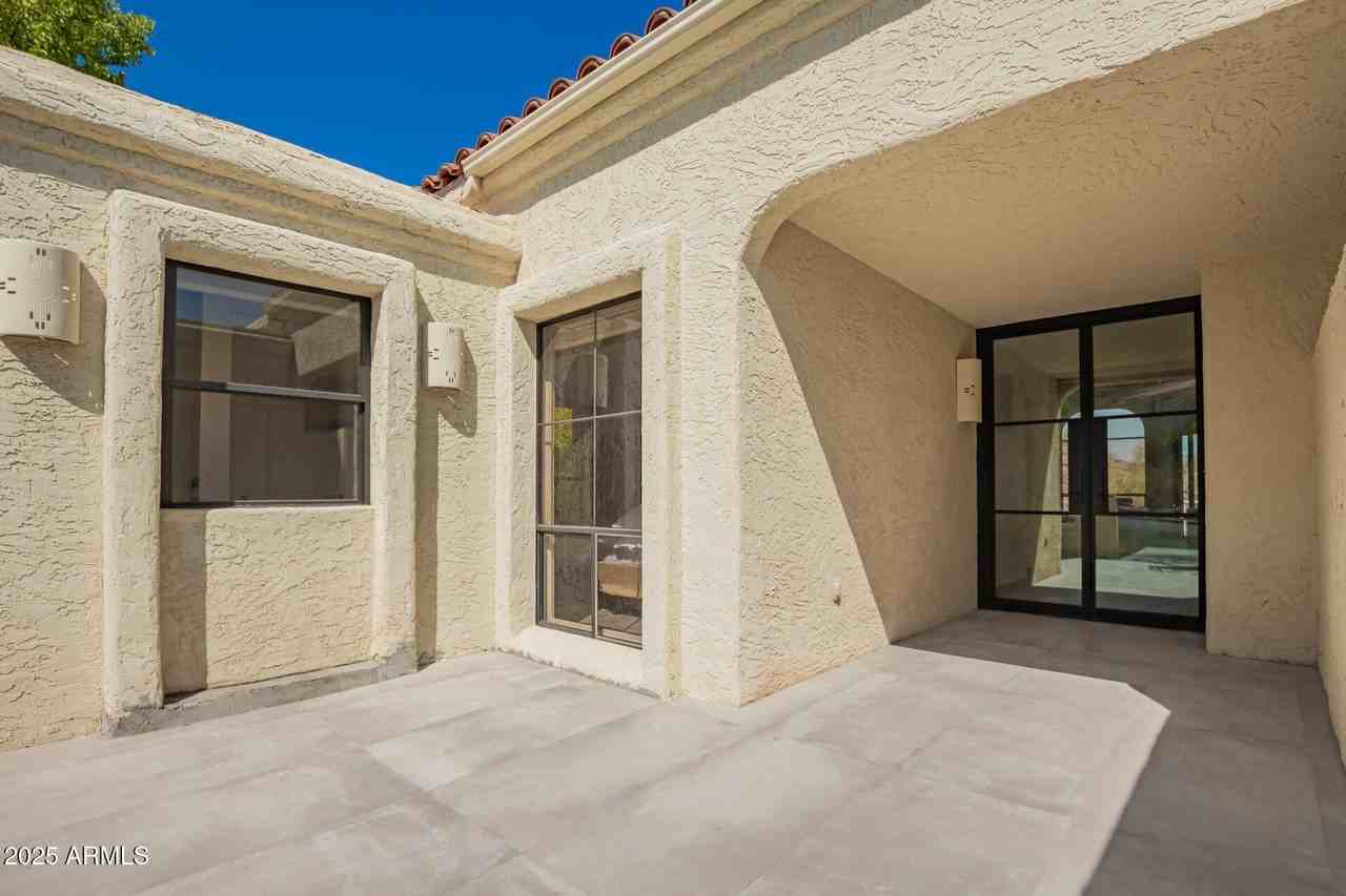 3800 E Lincoln Dr #50 - Photo 4 of 47