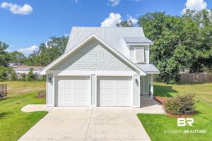 featured image of 27085 Park Dr