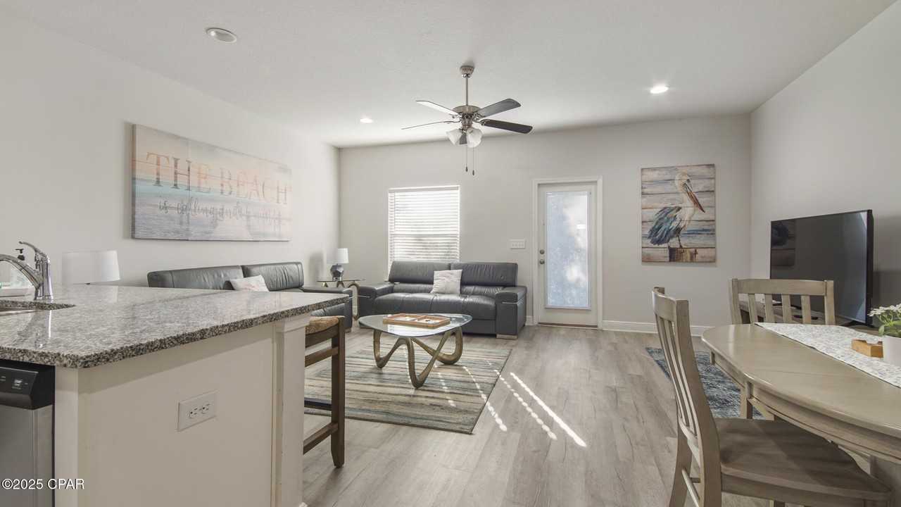 1875 Pointe Dr - Photo 6 of 34