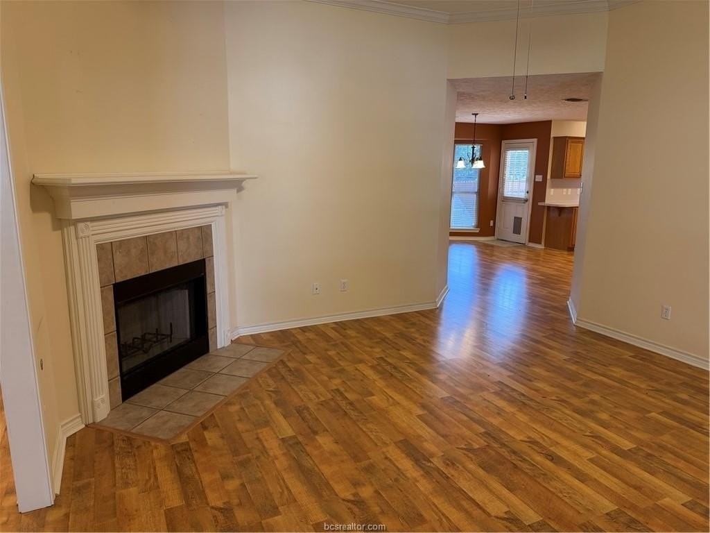 4802 Treadgold Ln - Photo 3 of 23