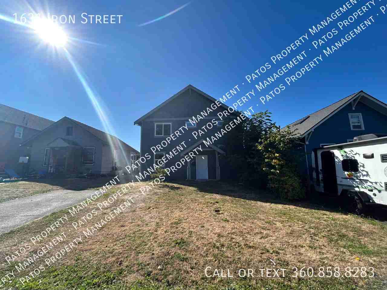 1631 Iron St - Photo 2 of 24