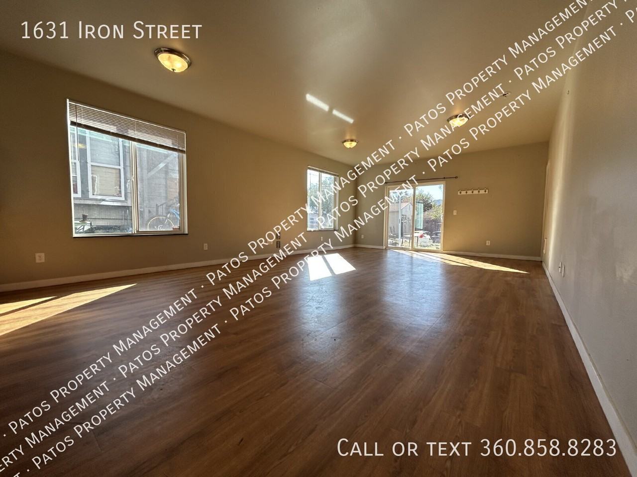 1631 Iron St - Photo 4 of 24
