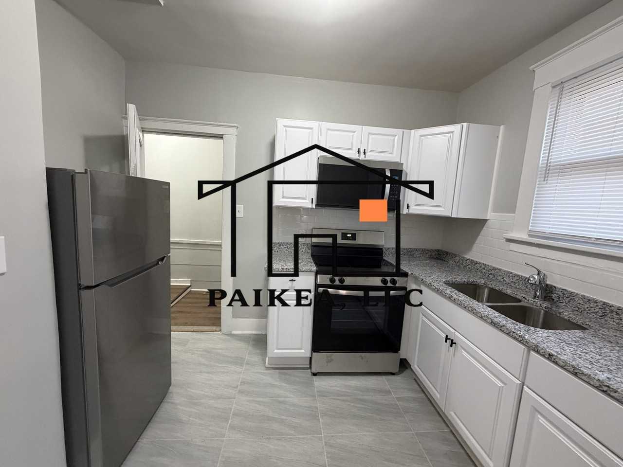 2915 Burroughs St - Photo 2 of 16