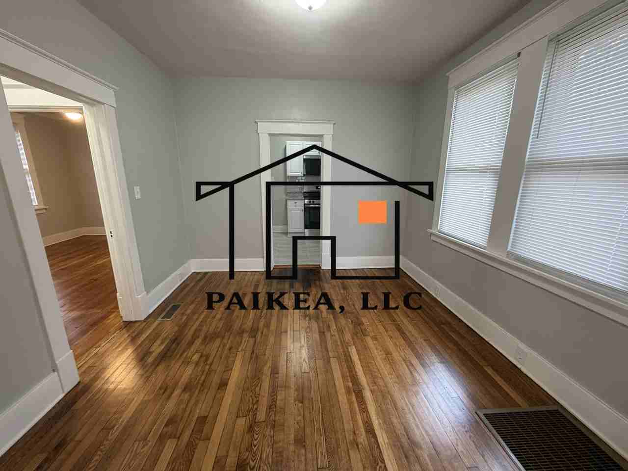 2915 Burroughs St - Photo 5 of 16