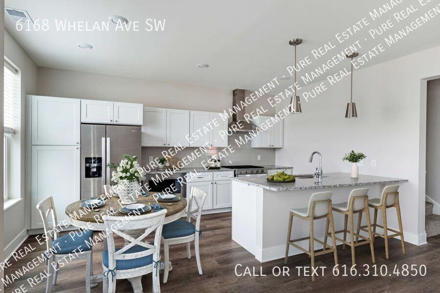 6168 Whelan Ave Sw - Photo 3 of 35